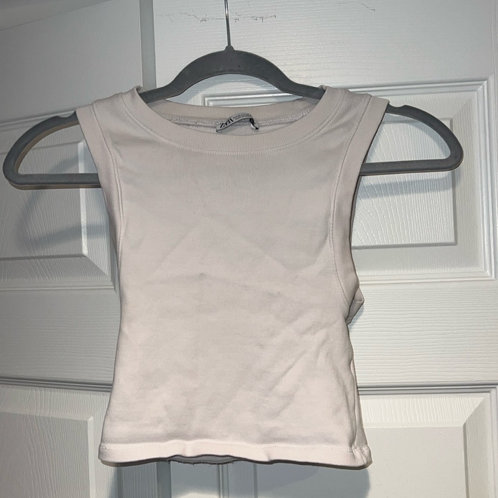White Zara high neck tank top. Size medium. Barely worn.